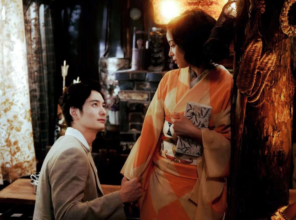 歪な愛の中の真っ直ぐな想い:『ゆきてかへらぬ』における中也と泰子の関係